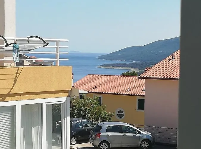 Lovely Branko With Balcony And Parking *